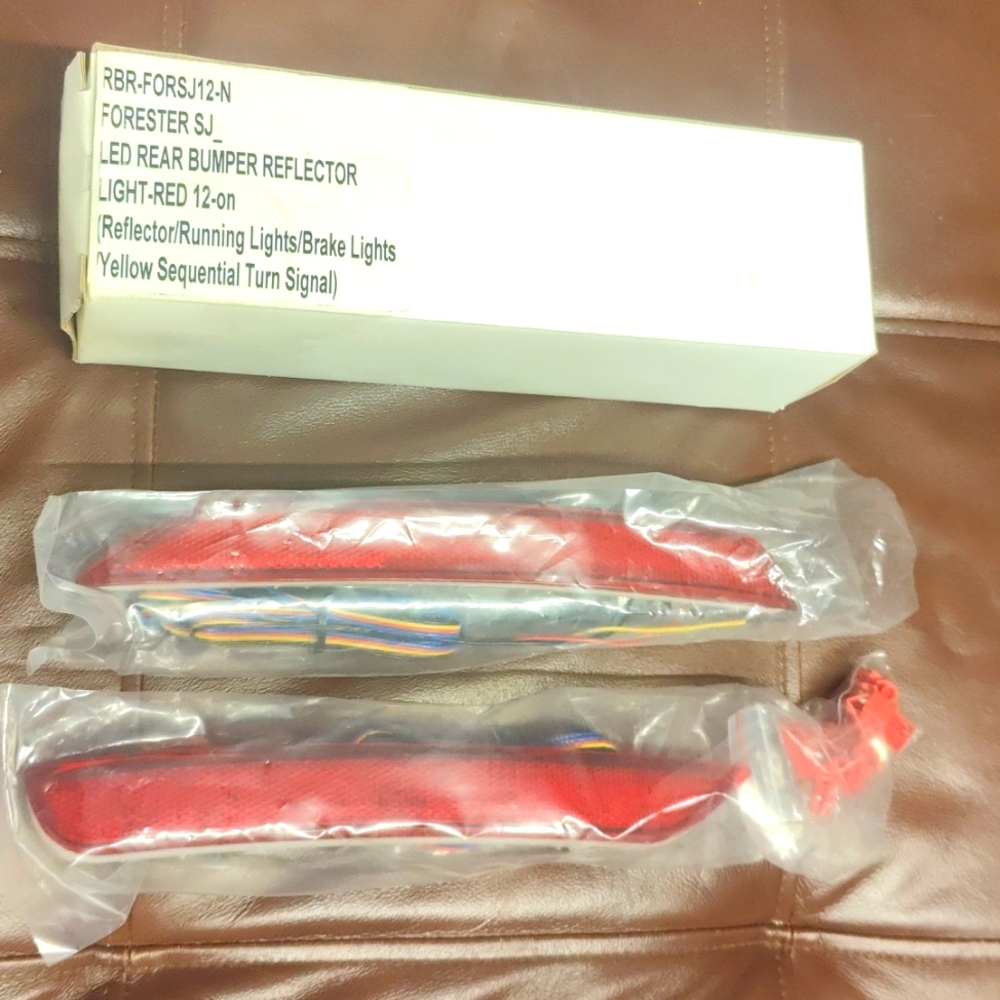Suburu forester led rear bumper reflector light red